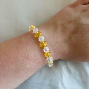 Handmade Yellow Citrine and Clear Crackle Bracelet